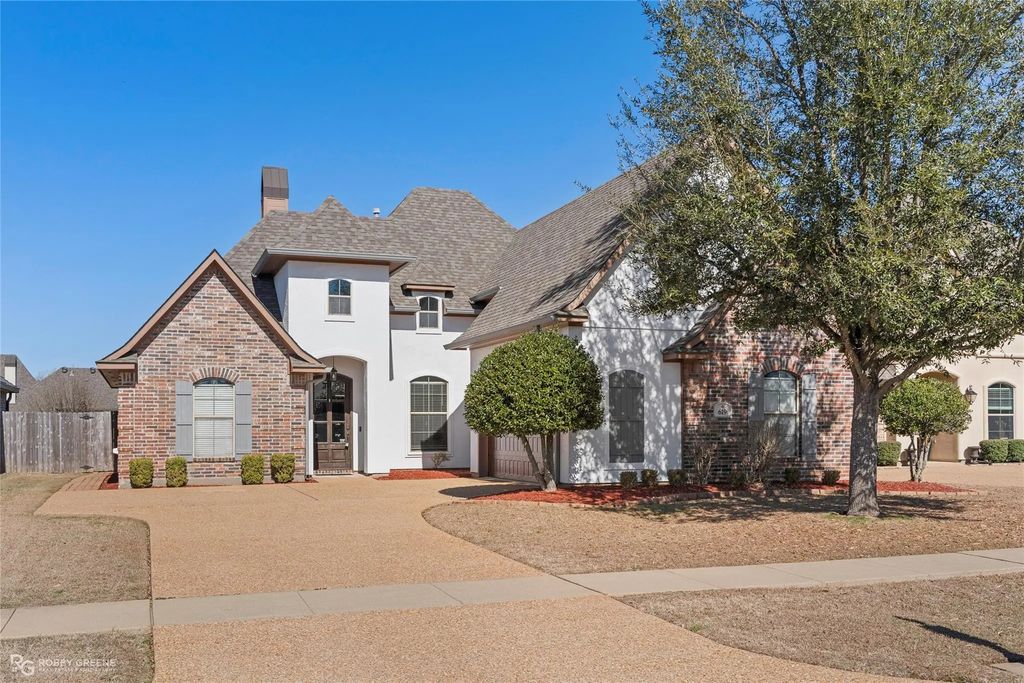 619 Bitter Pecan Drive, Bossier City