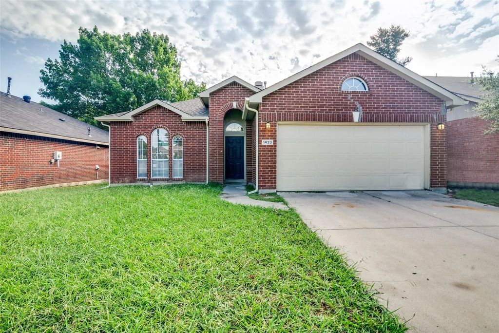1433 Cross Courts Drive, Garland