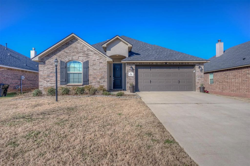 549 Brunswick Gardens, Haughton