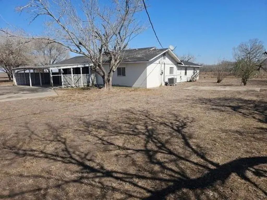 245 E Fm 772, Kingsville