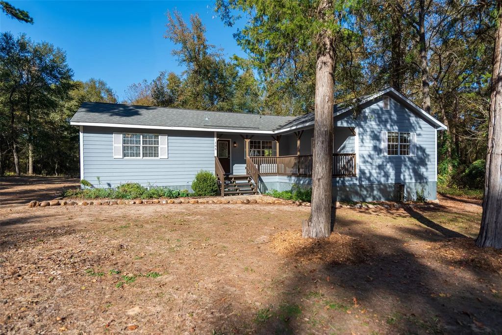 105 Llano Court, Scroggins
