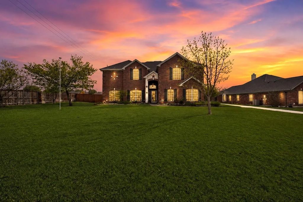 9720 Indian Court, Fort Worth