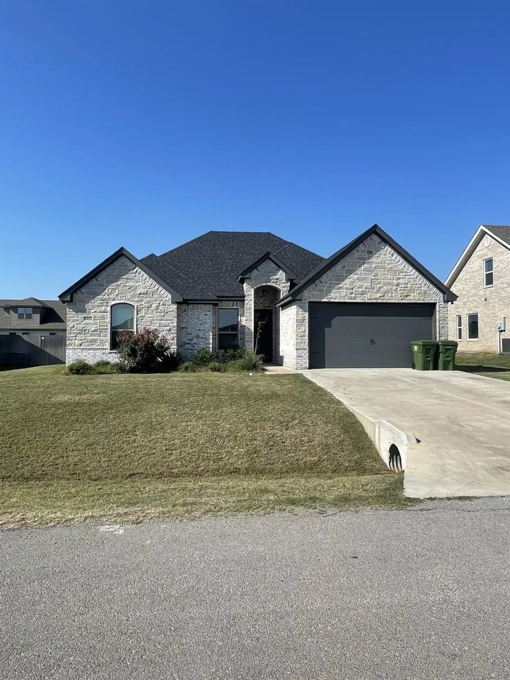3322 White Horse Drive, Granbury