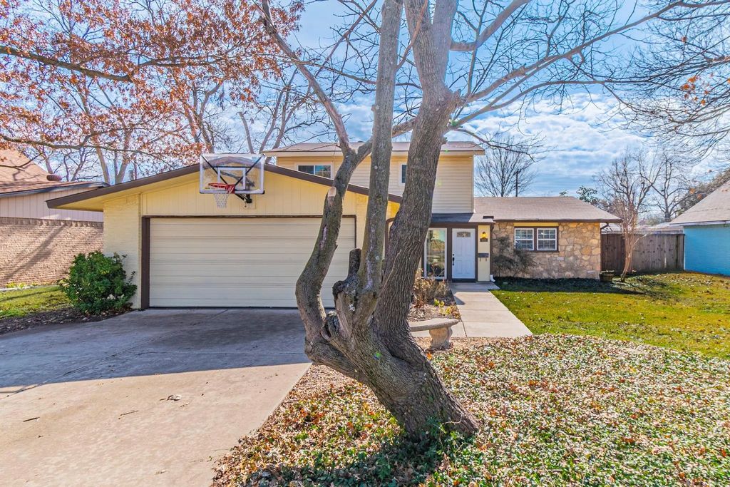 807 Greenhaven Drive, Richardson
