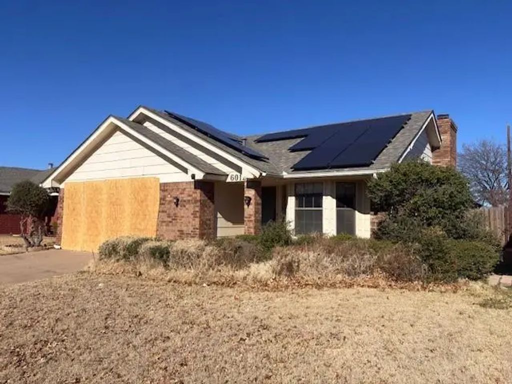 6012 Laci Lane, Wichita Falls