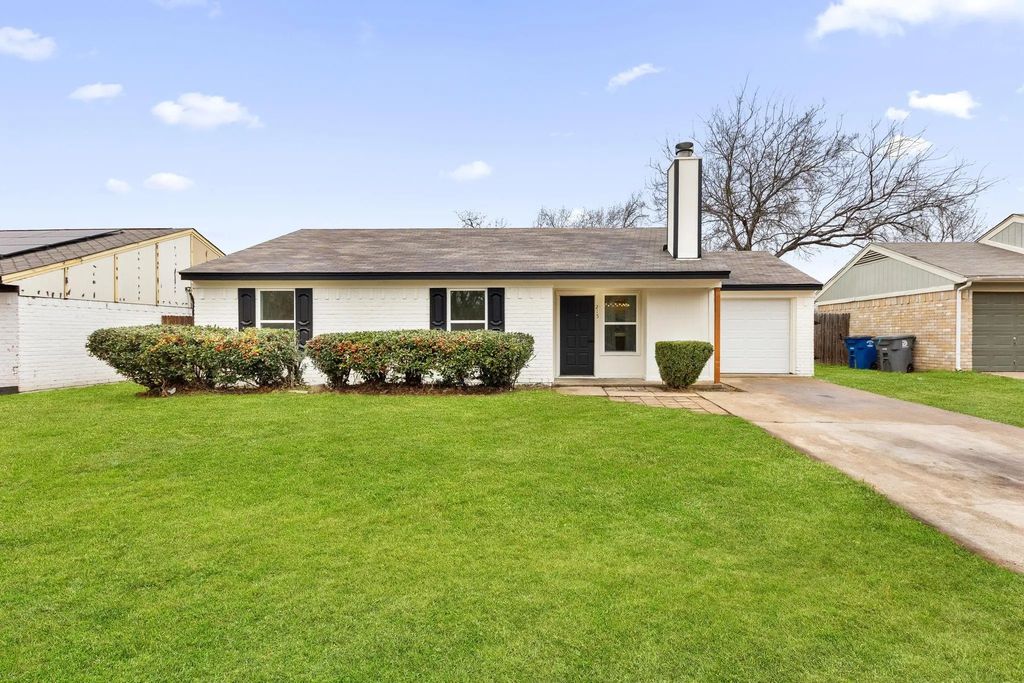 215 Prairie Grove Drive, Dallas