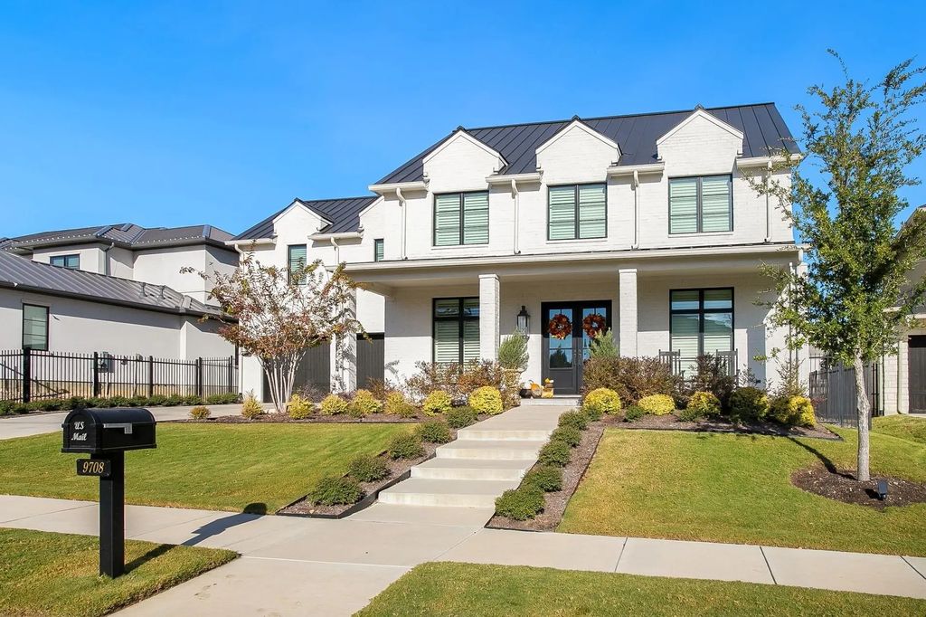 9708 Latour Court, Fort Worth