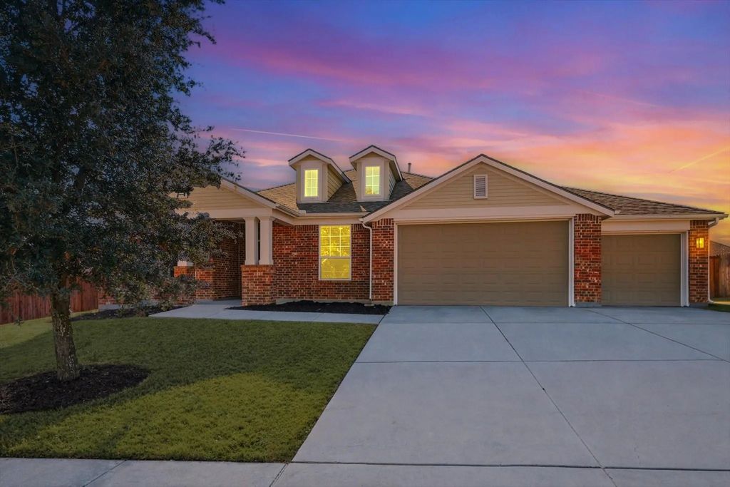 1502 Coyote Ridge Road, Wylie