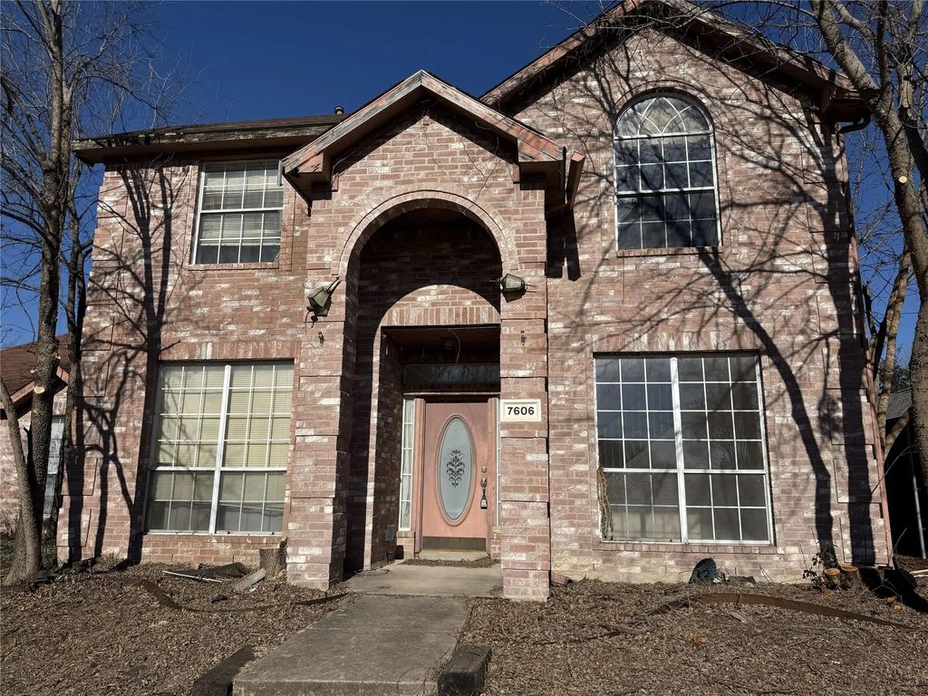 7606 Glenstone Street, Rowlett