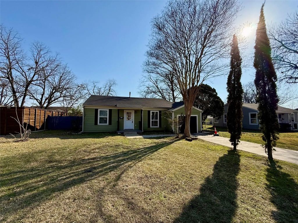 1408 Lakeside Drive, Garland