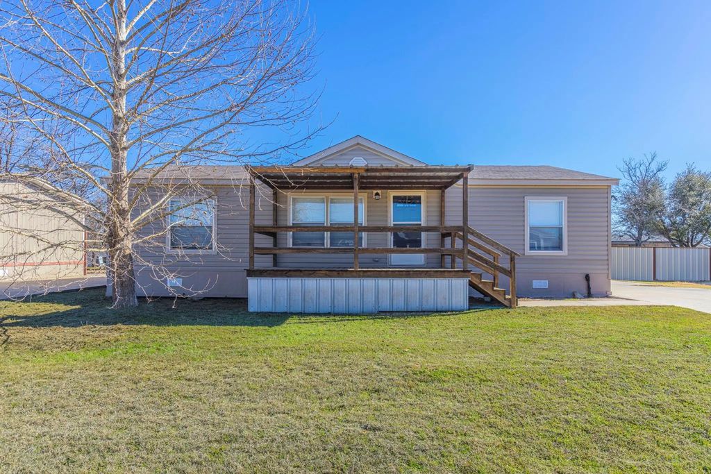 4517 Rocking K Drive, Bellmead