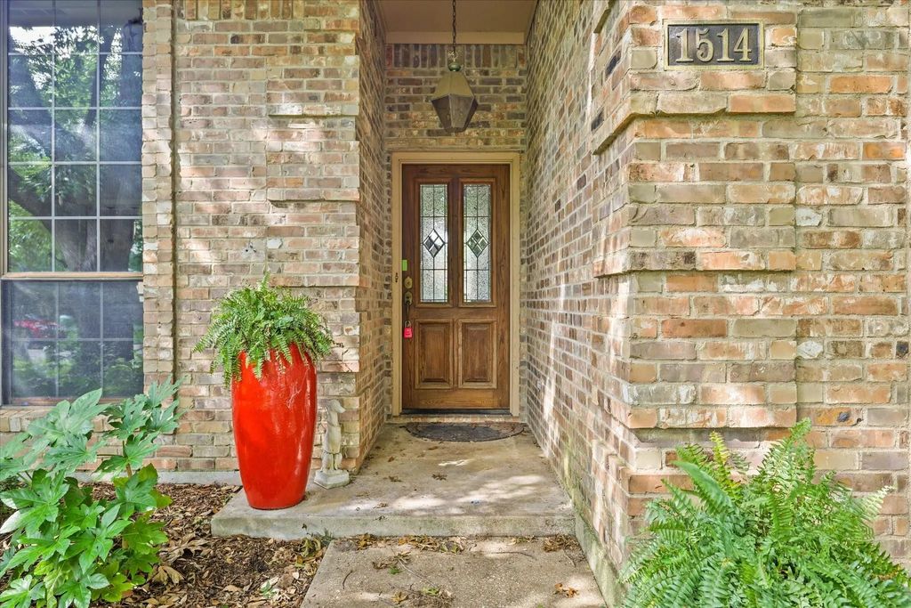 1514 Pickwick Lane, Denton