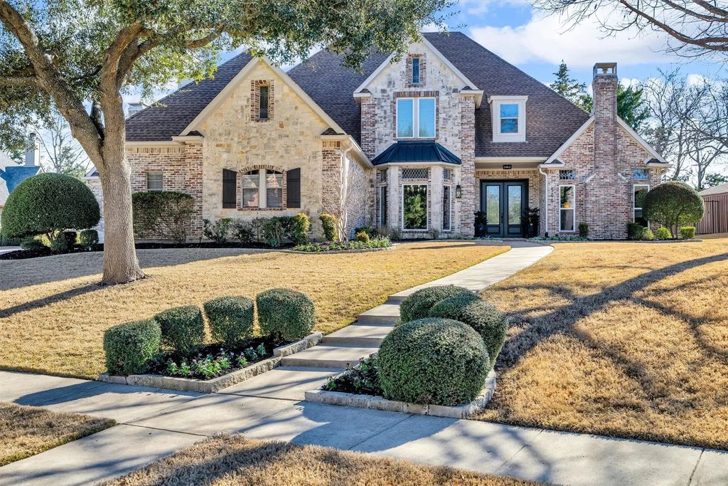 504 Pine Island Circle, Heath