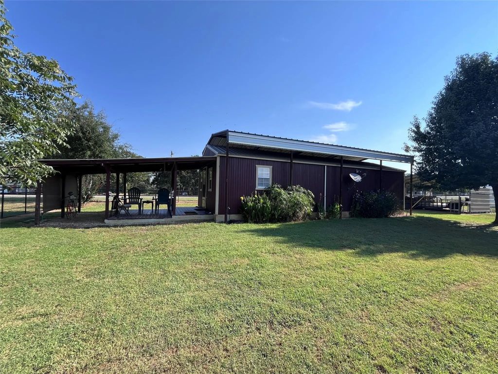 368 Treasure Beach, Comanche