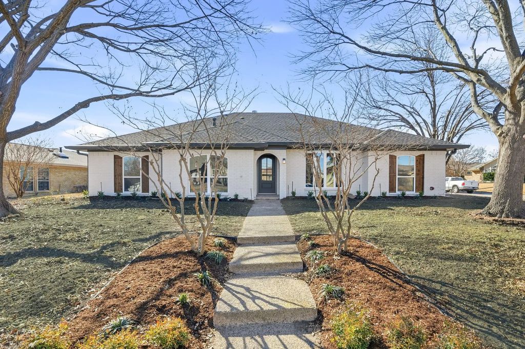 3008 Dibrell Drive, Plano