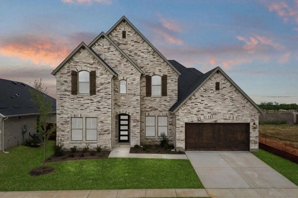 1124 Hitching Post Way, Oak Point