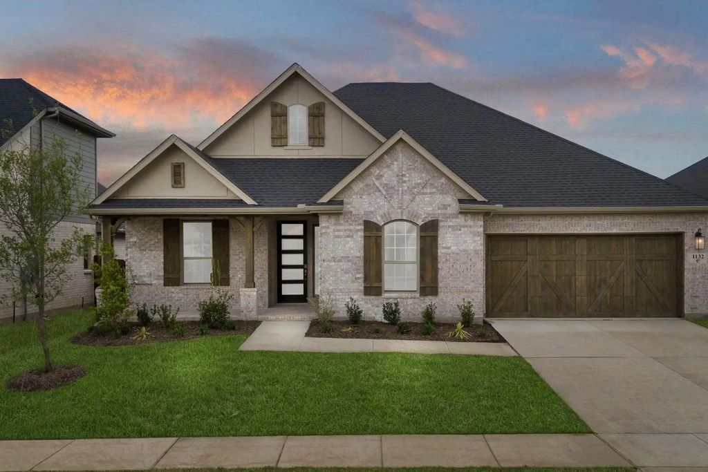 1132 Hitching Post Way, Oak Point