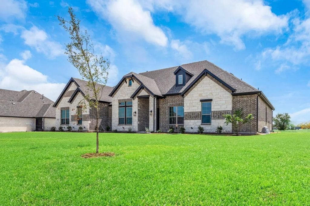 432 Estate Lane, McLendon Chisholm