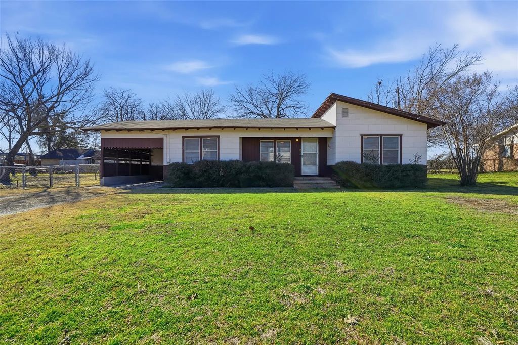 321 W Highway 199, Springtown