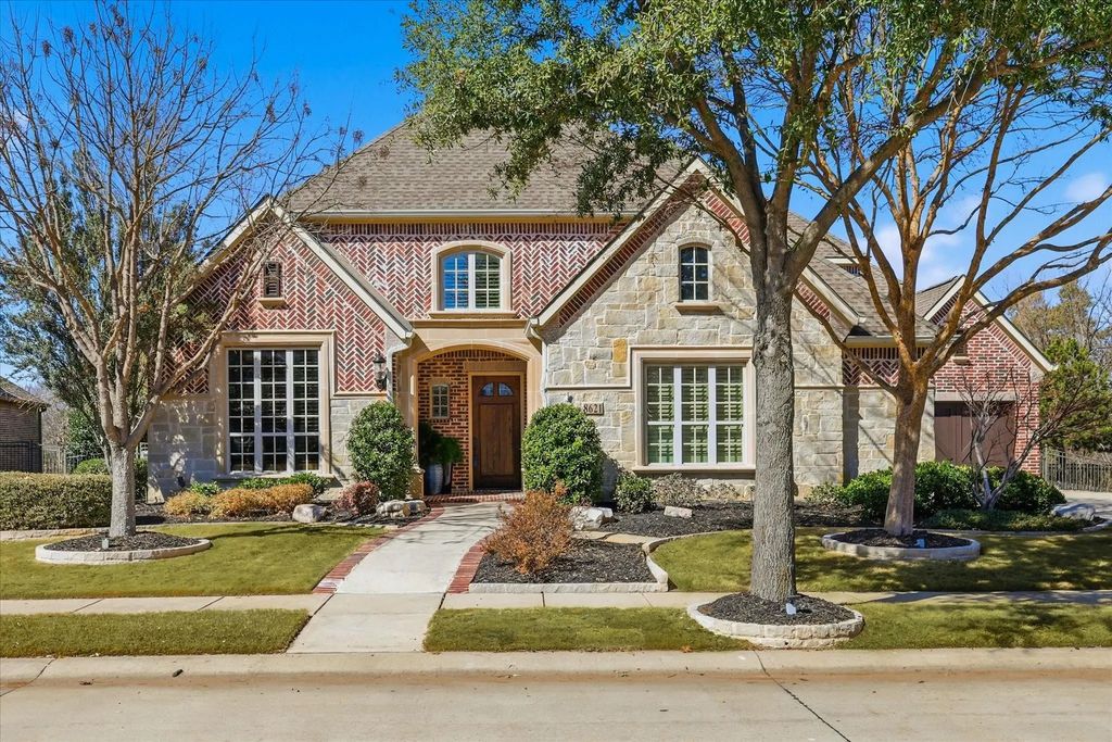 8621 Canyon Crossing, Lantana