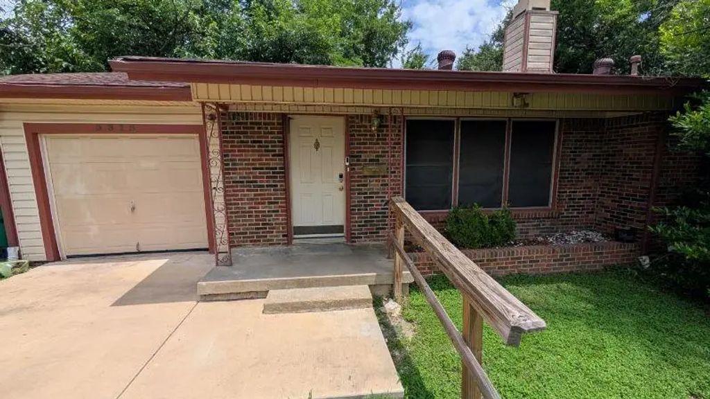 5313 Fossil Drive, Haltom City