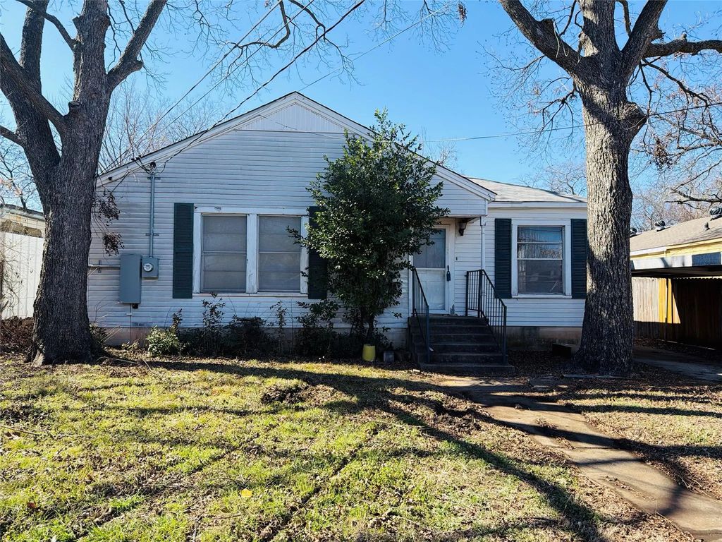 1239 Tarpley Avenue, Dallas