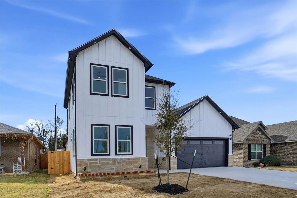128 Cedar Lane, Roanoke