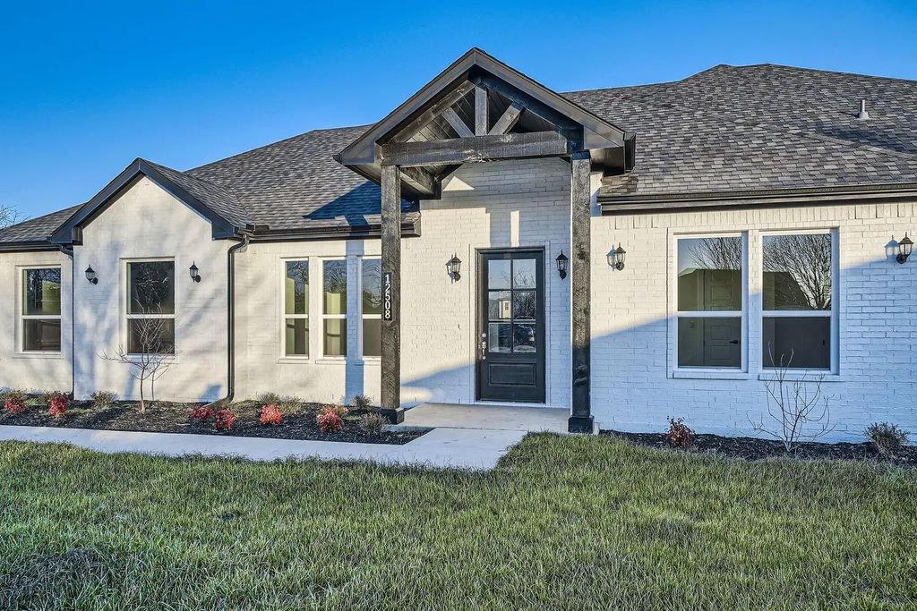 12508 Hopke Court, Fort Worth