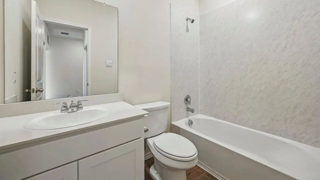 433 Wild Rose Way, Princeton