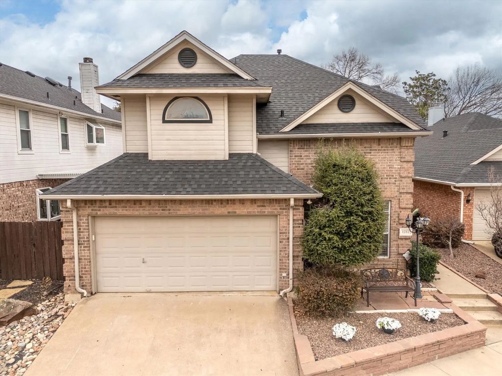 1252 Royal Crescent Drive, Bedford