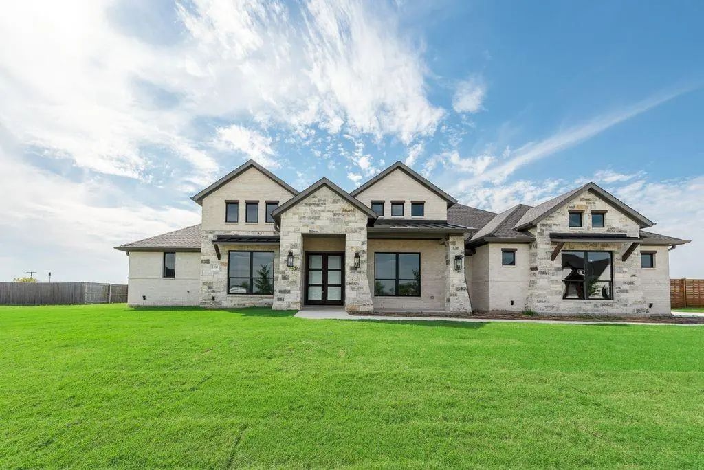 1760 Ryder Lee Lane, Waxahachie
