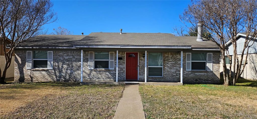 2025 Lamont Drive, Garland
