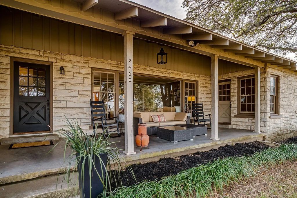 2460 Old Annetta Road, Aledo