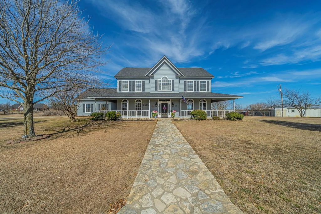 6438 Fm 4, Cleburne