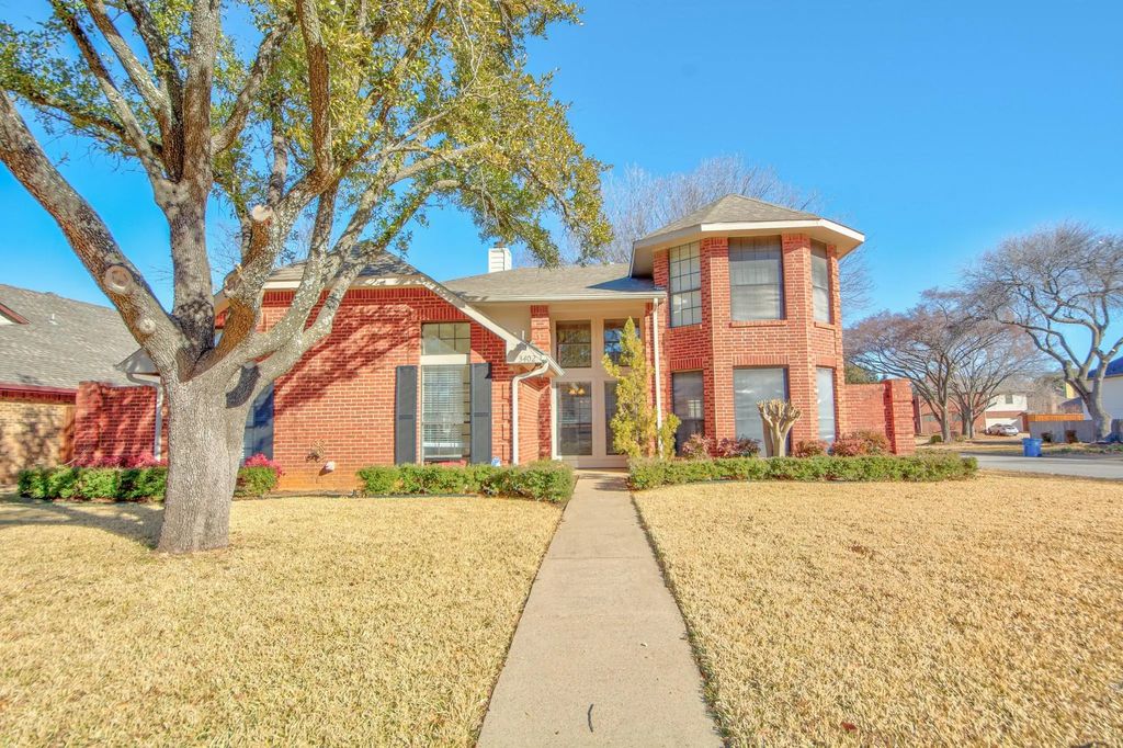 3402 Spring Willow Drive, Grapevine