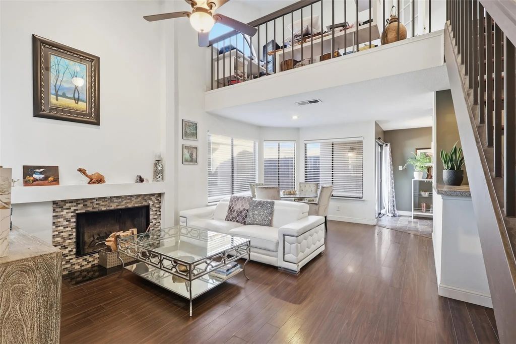 527 Ranch Trail 149, Irving