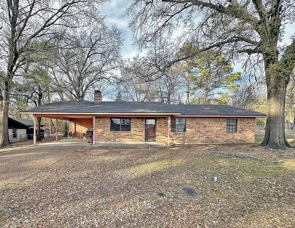 6178 County Road 3925, Athens