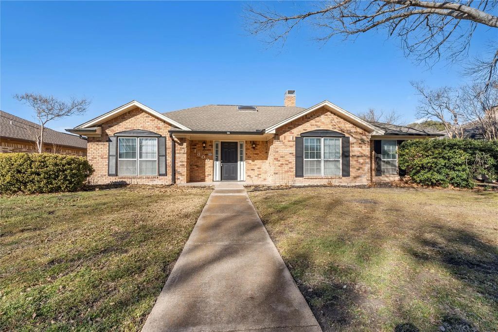 1809 Duke Drive, Richardson