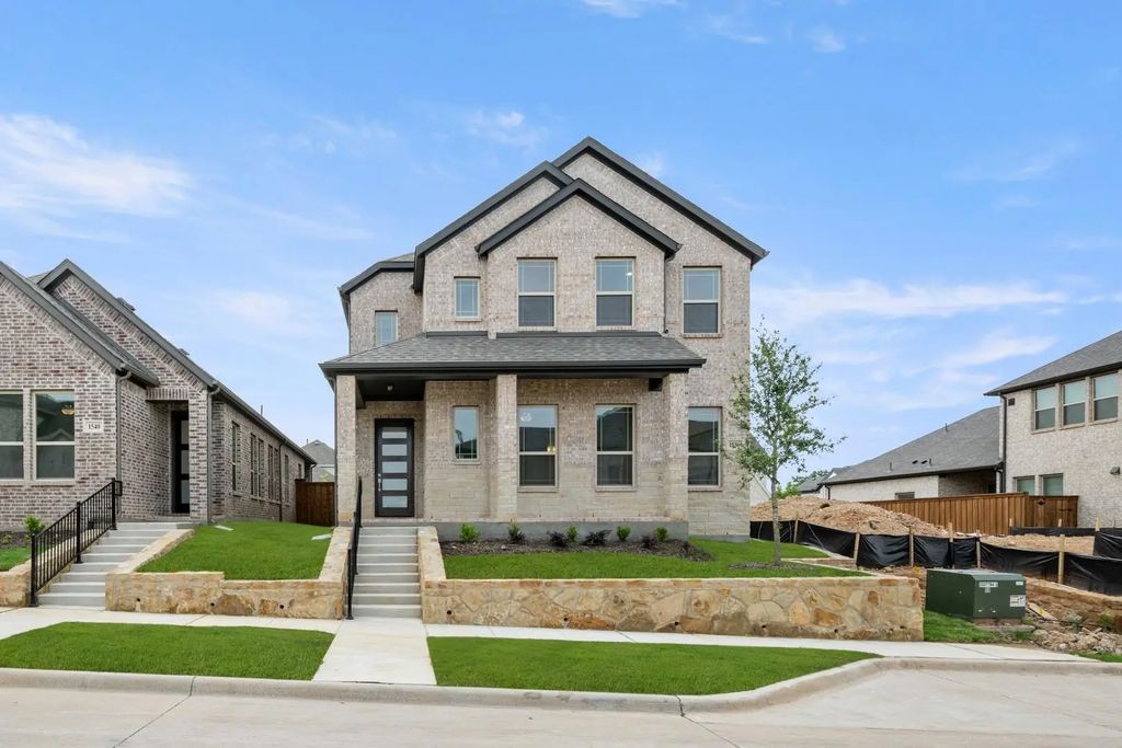 1536 Euclid Alley, Corinth