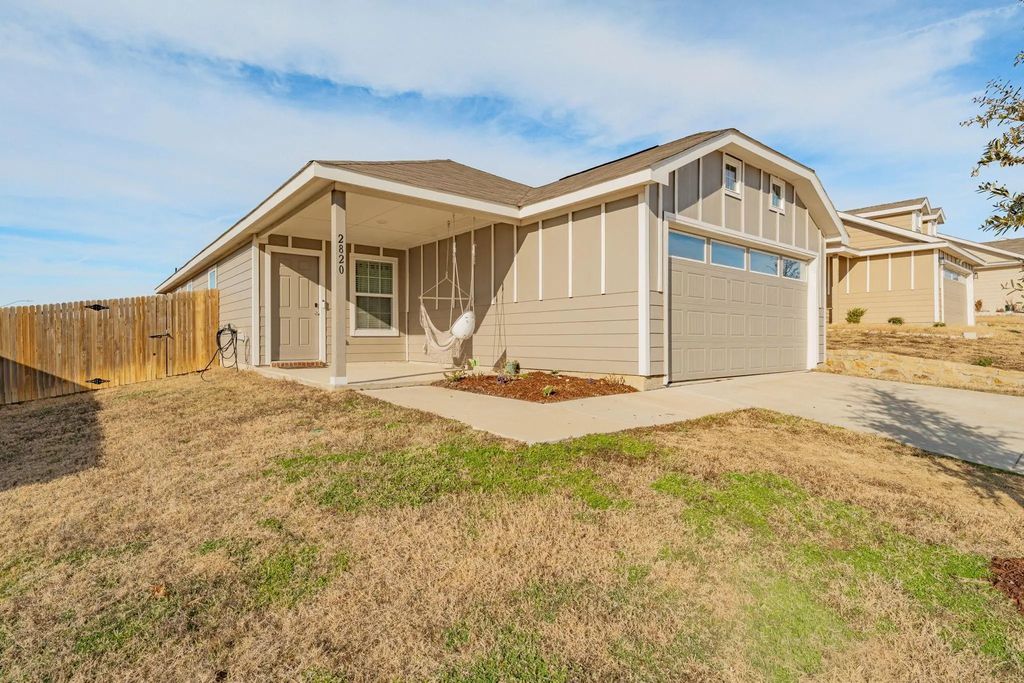 2820 Evening Side Drive, Fort Worth
