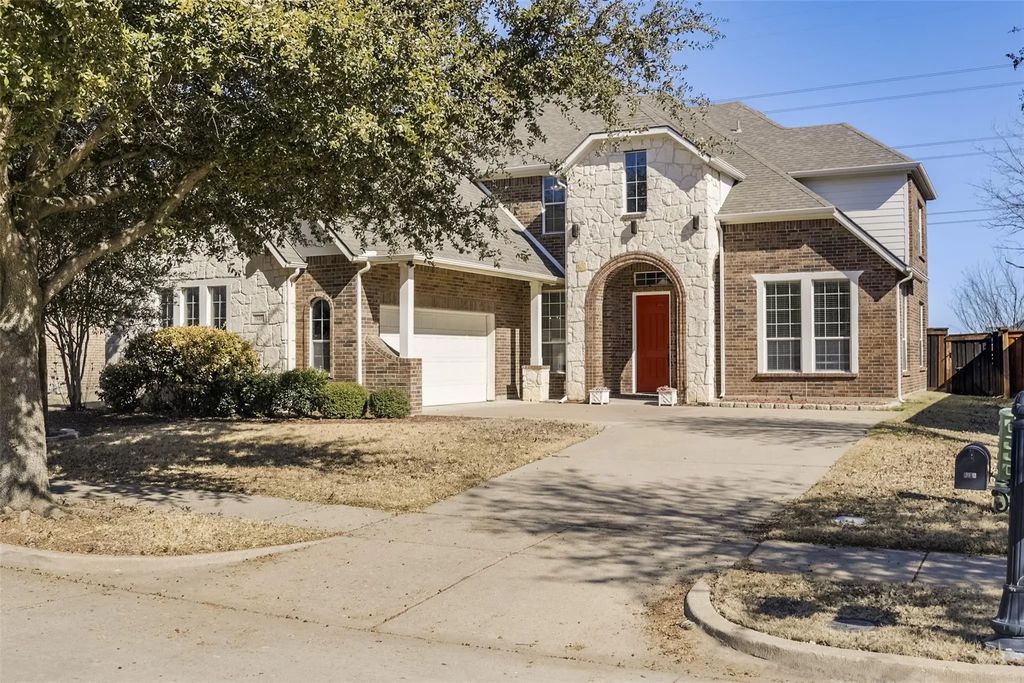 7128 Playa, Grand Prairie
