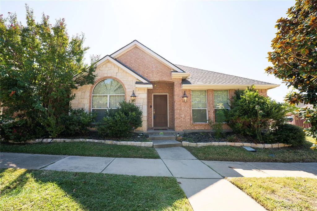 7817 Laughing Waters Trail, McKinney