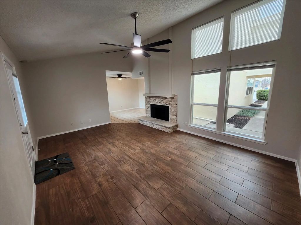713 Cain Street, Lake Dallas