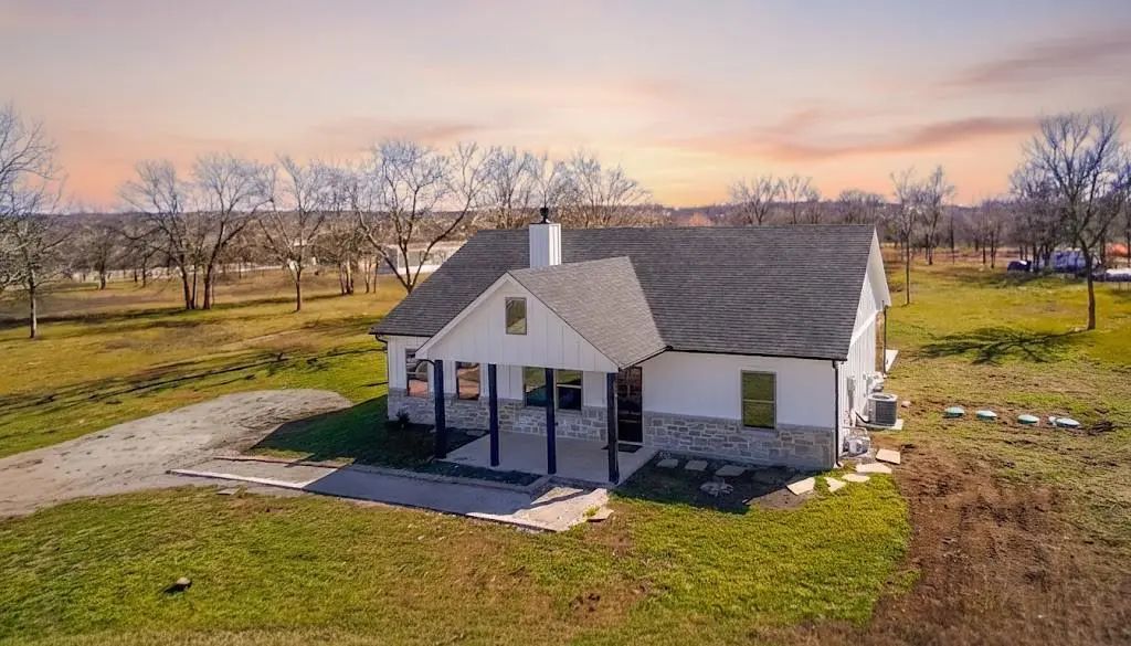 5211 Sw 2385 County Road, Wortham