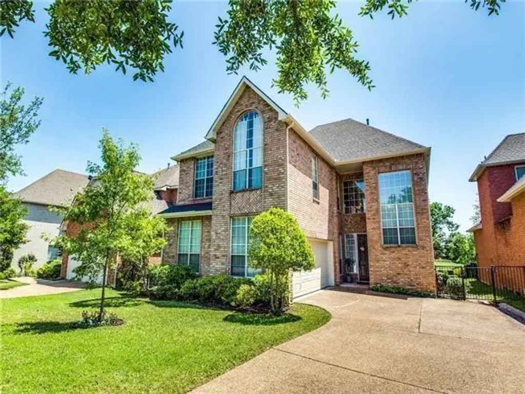 2510 Waterford Drive, Irving
