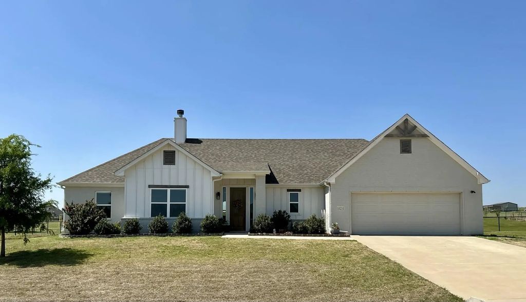 10251 Finch Road, Sanger