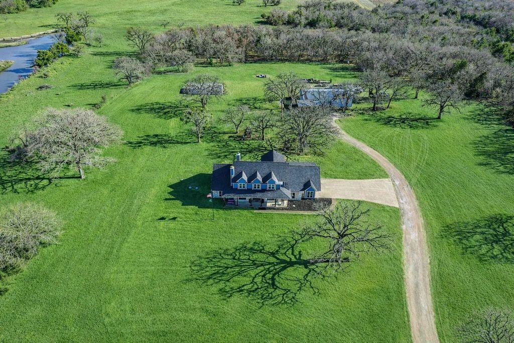 5028 County Road 309, Cleburne
