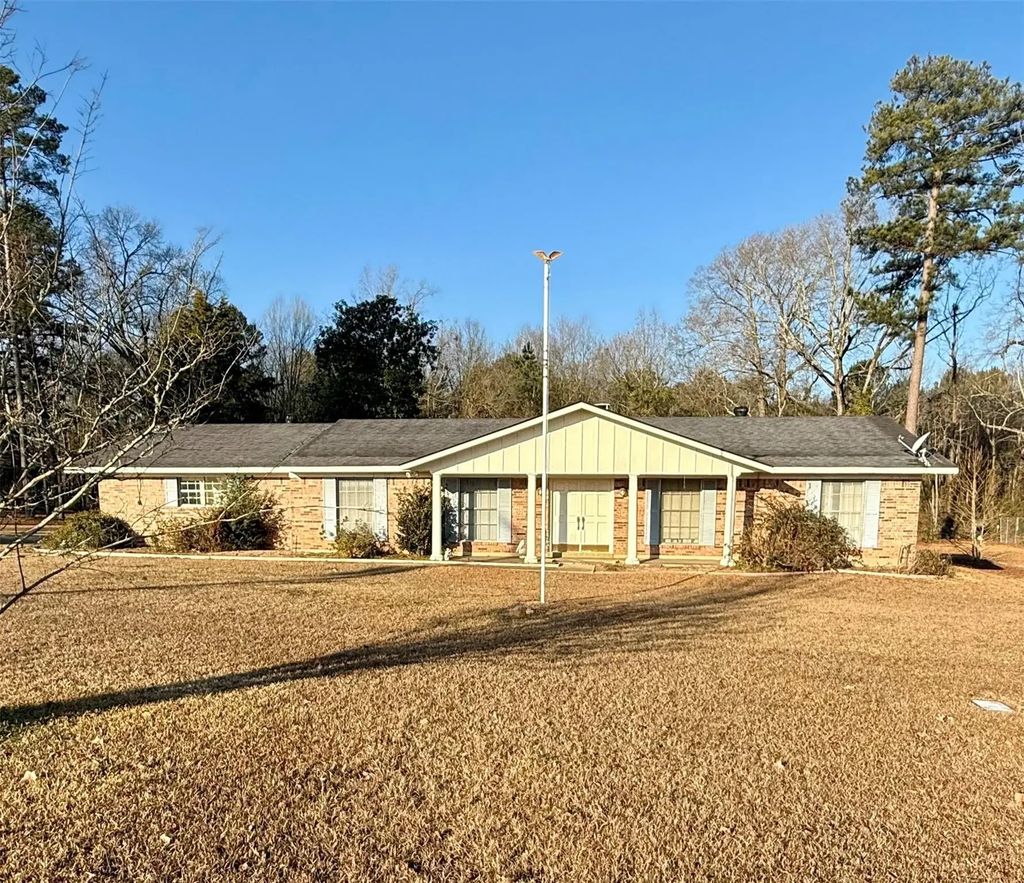 1005 S Cypress Street, Vivian