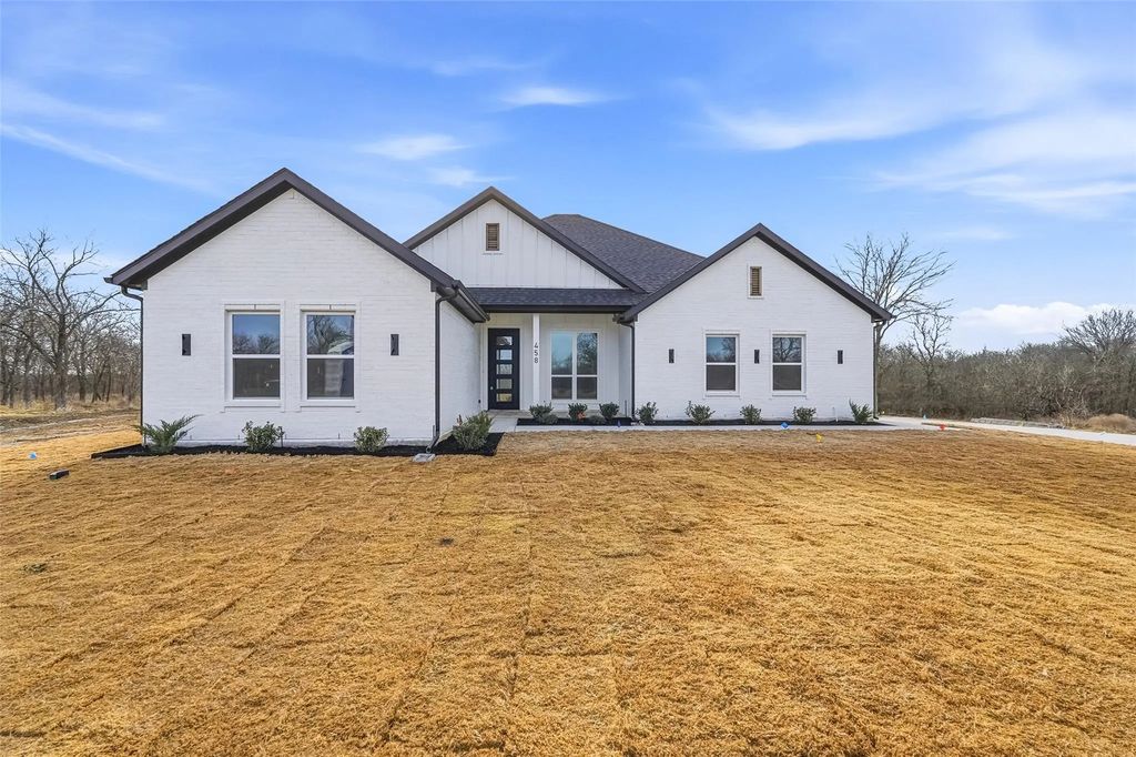 458 Sunrise Trail, Corsicana