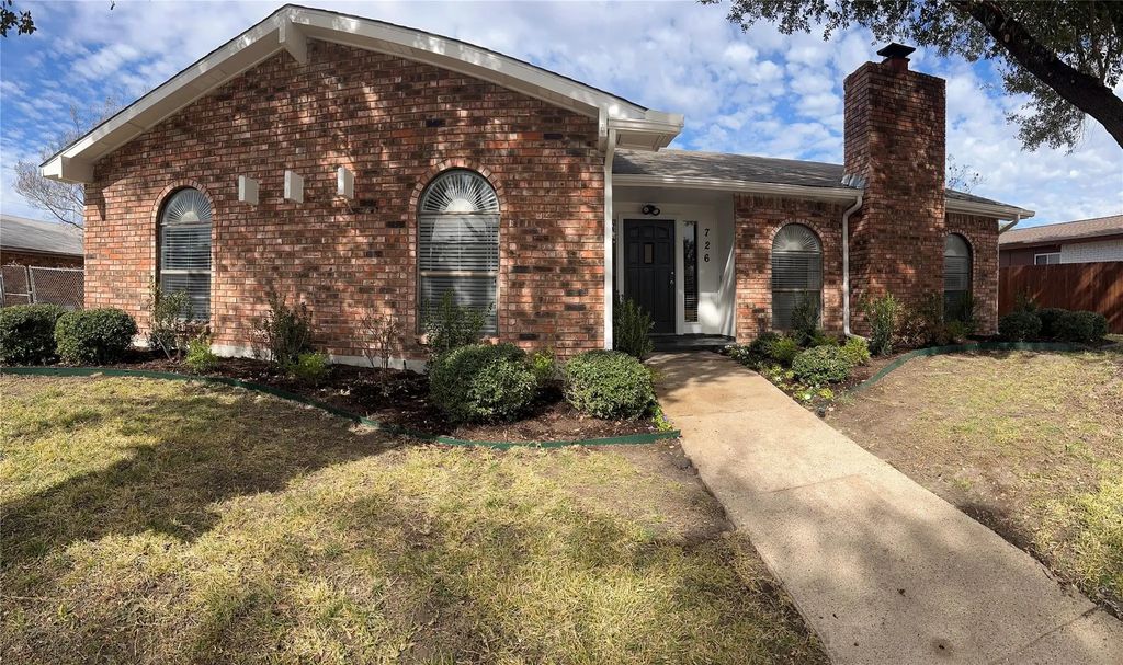 726 Greenhill Lane, Grand Prairie